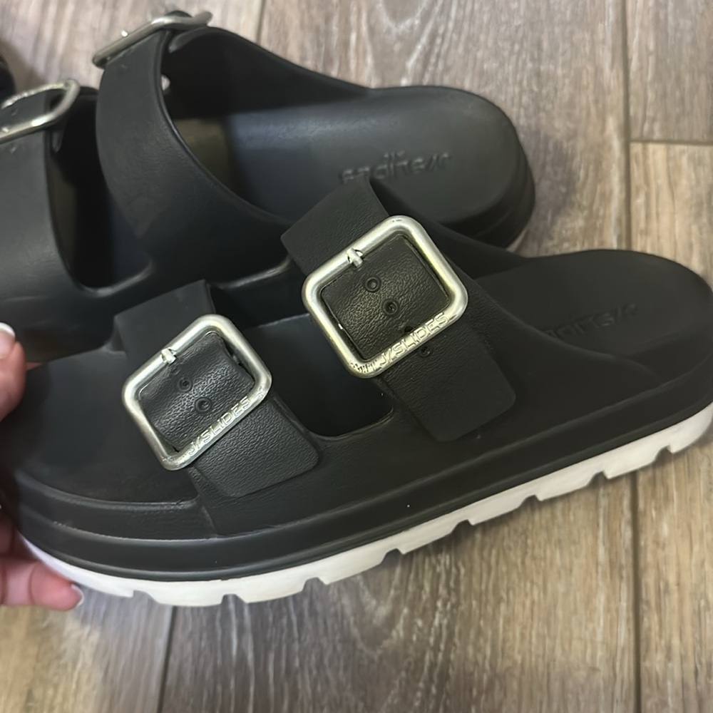 J Slides Platform Two Strap Buckle Slides Sz 8 - image 2